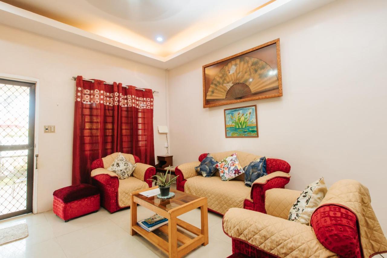 Bahay Ni Kikay Vacation Rental - Wifi Included General Santos City Bagian luar foto
